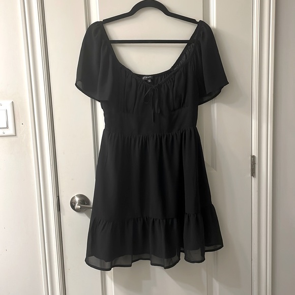Dynamite Black Smocked Dress *Never Worn* - Picture 2 of 2